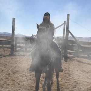 Meet your Posher, Alison